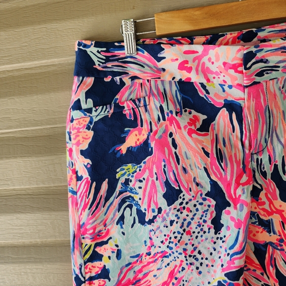 Lilly Pulitzer Gardinia shorts in sunken treasure print size 14 - Picture 4 of 9